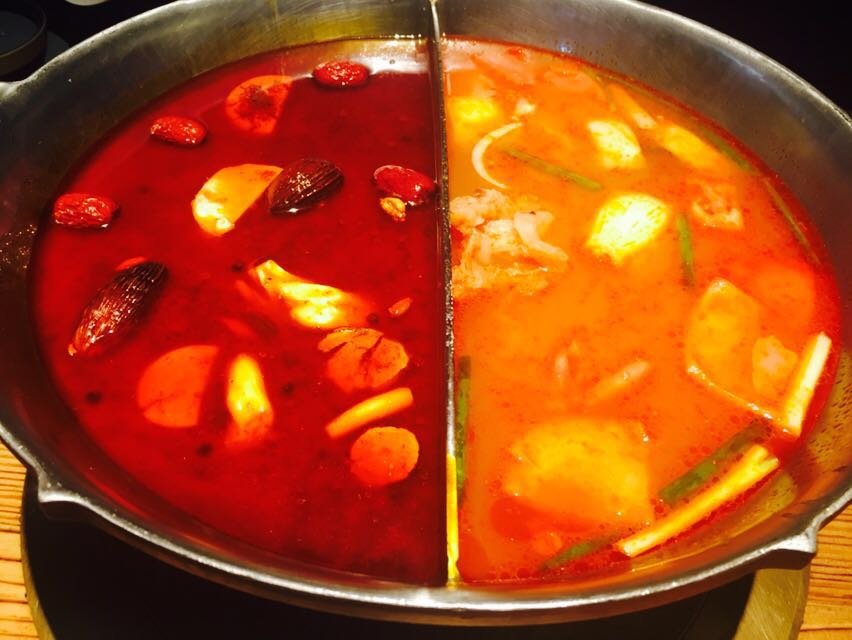 We ordered half spicy hotpot Taiwan style and half bovine bone with tomato