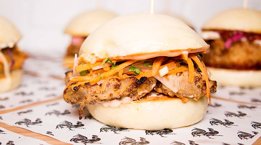 De Refter's bao burgers are East-meets-West delights