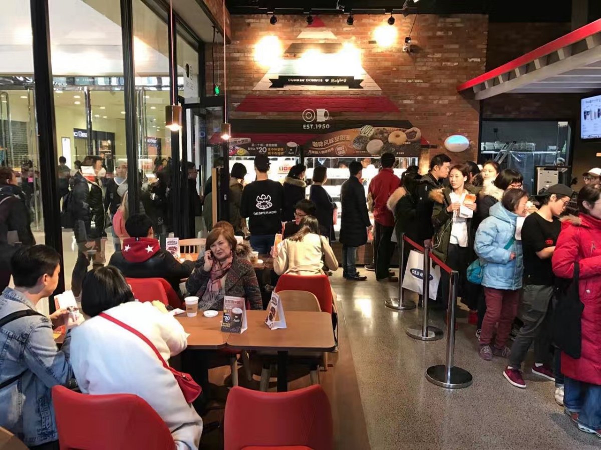 Dunkin Donuts proving popular on its first day in U-Town