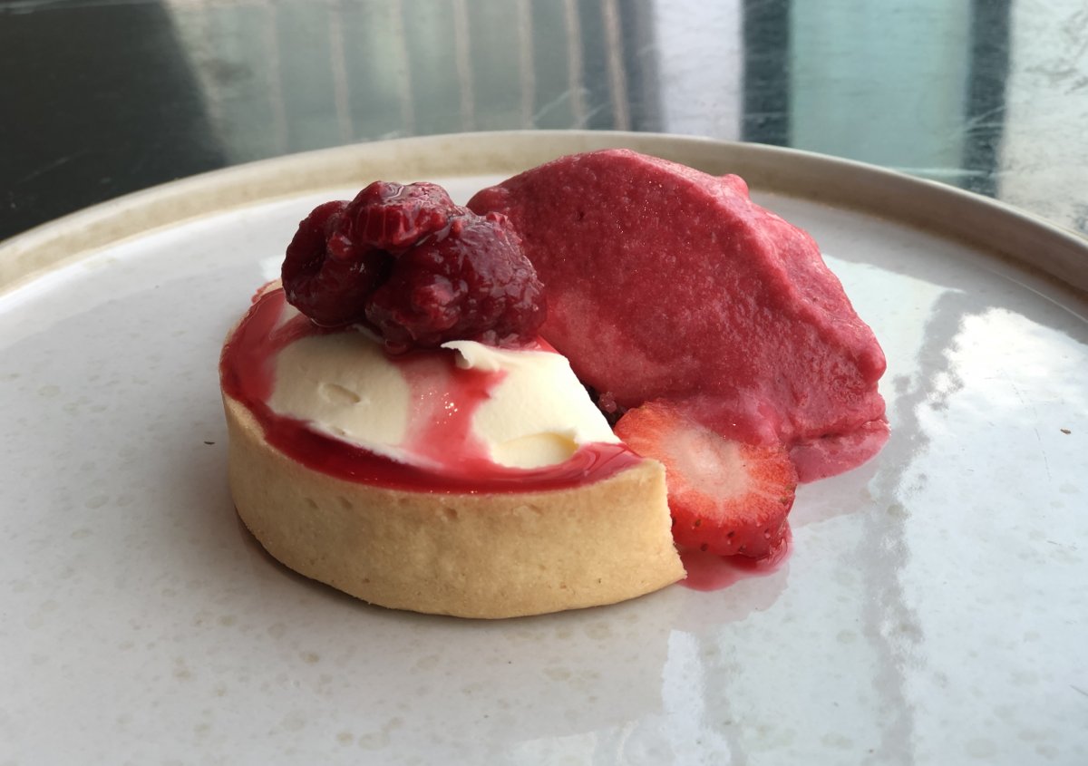 White chocolate cheeescake