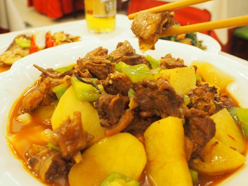 Select from free range or just regular chicken for your hearty plate of dapanji