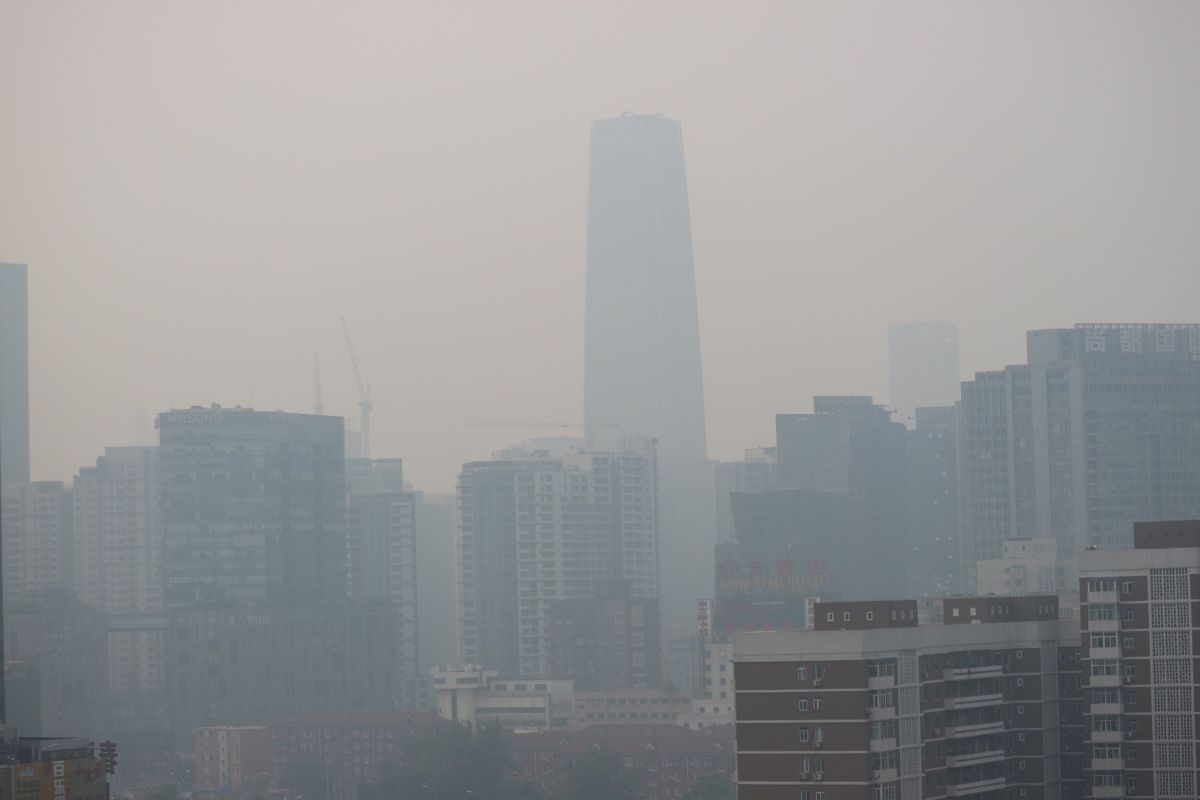 Running and breathing four hours in this is the equivalent of what you would breathe in 24 hours at rest