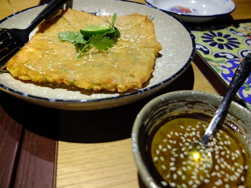 Crispy seafood pancake