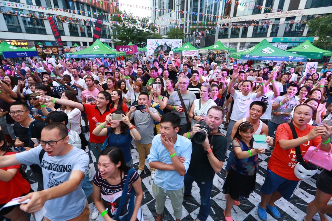 Crowds came to cheer on the contestants