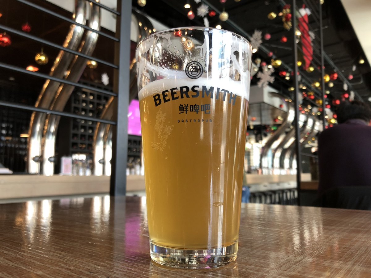 Hede's XPA is a sessionable response to the trend of heavy IPAs that have flooded the craft beer market over the past few years