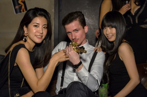 parlor007_57_of_61.jpg