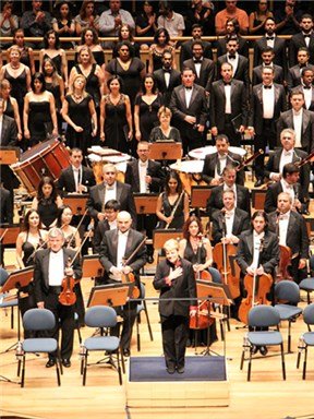 Ning Feng and the Sao Paulo Symphony Orchestra
