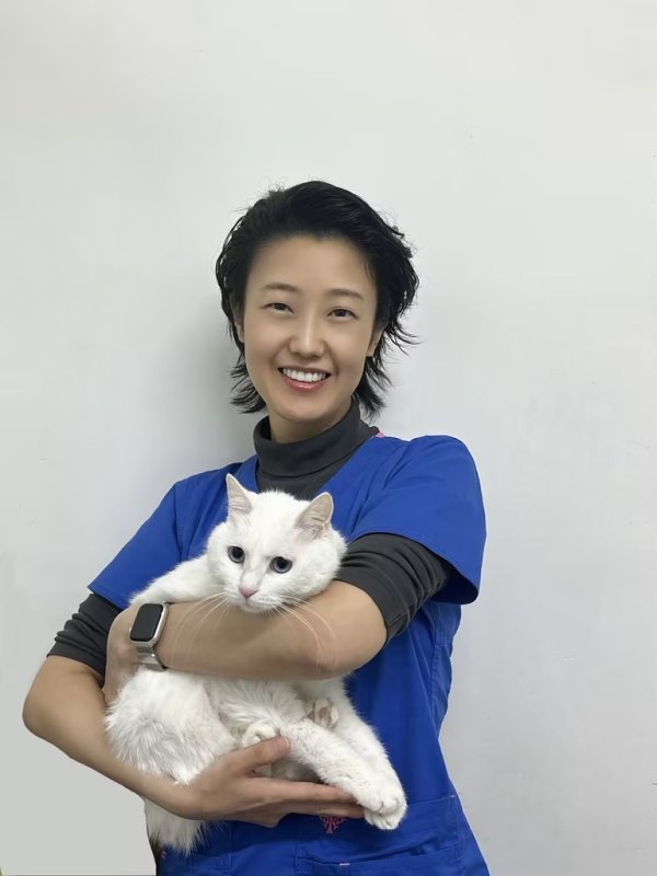 ICVS Veterinarian, Dr. Carrie Qiao, will be at Beijing Love Your Pet Day to answer your questions about pet healthcare and pet care!