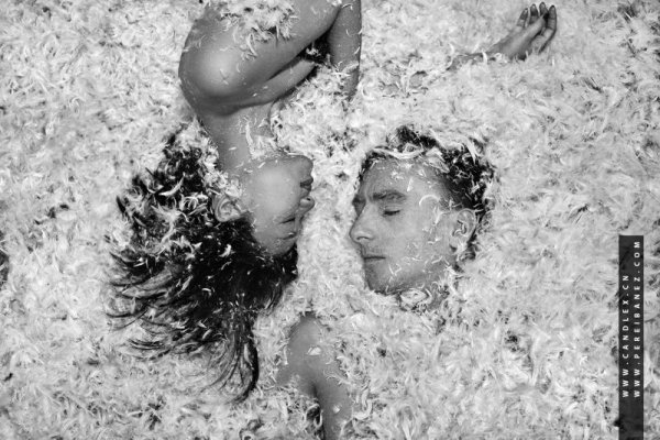 A Place to Lay my Head Opening Party for CandleX's Moodlab Photography Series: A Walk into the World of Bipolar Disorder