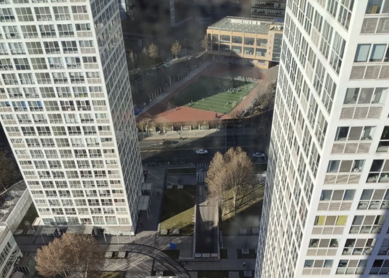 Many people have fallen for the capital's first-tier status