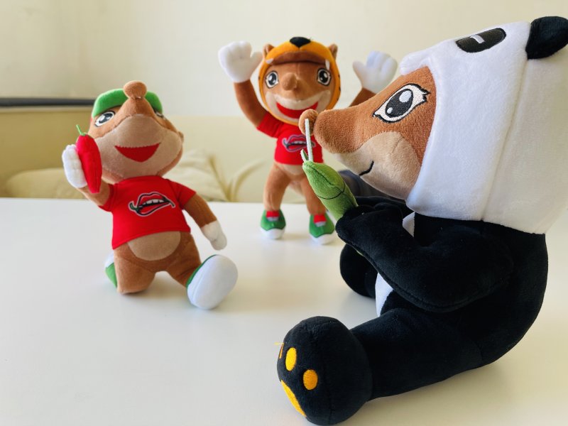 There are three different Chew La La plushie toys available
