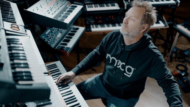 Experience Jazz Fusion with a Whole Lot of Synth at This Blue Note Experience Jazz Fusion with a Whole Lot of Synth at This Blue Note