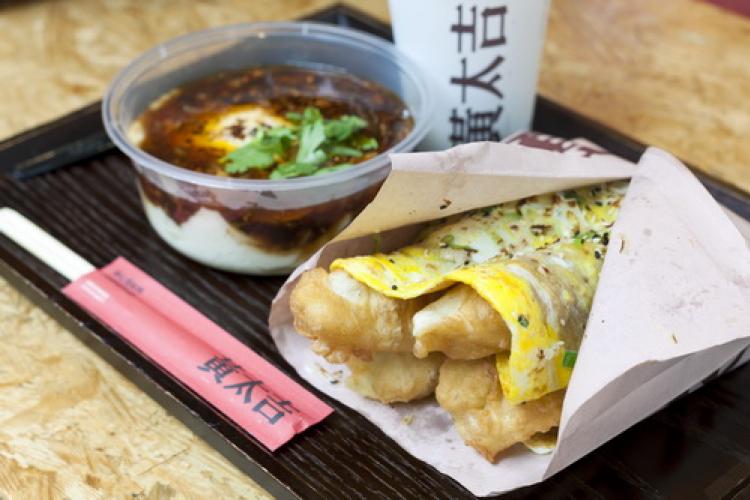 Alleyway Gourmet: Jianbing at Huang Tai Ji 