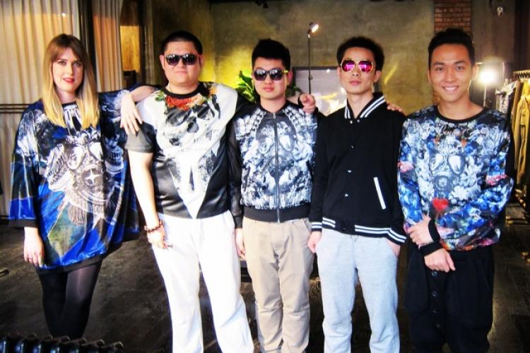 Talking Threads: Stylish Tea, Plus Ubi Gallery's Latest Gems