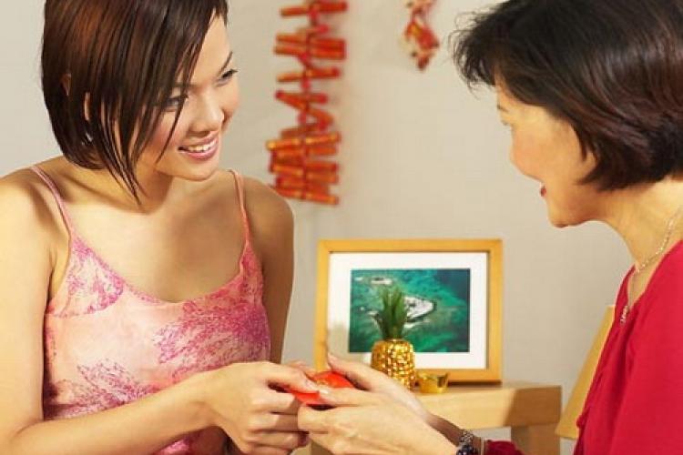 From China with Love: Top 10 Chinese Gifts for Christmas