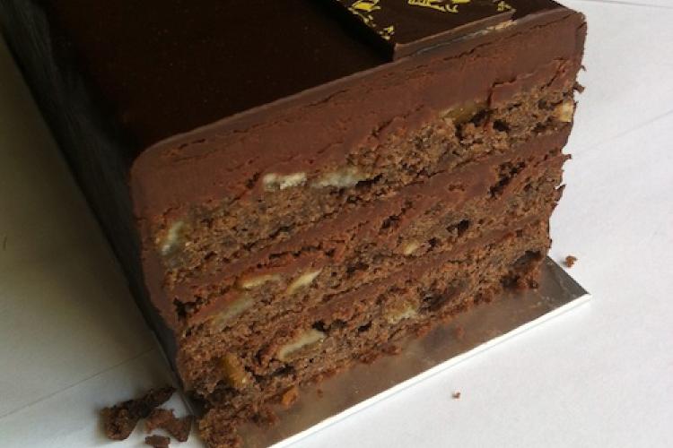Ritz-Carlton&#039;s The Cake Available in Beijing