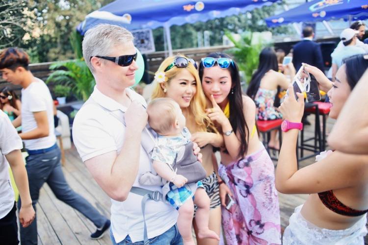 Good Morning Beijing August 22, 2014: AQI 89; the Beijinger Burger Cup Launch Party; How to Get to the Beijinger Burger Cup Launch Party; Looking for Friends or More Good Morning Beijing August 22, 2014: AQI 89; the Beijinger Burger Cup Launch Party; How to Get to the Beijinger Burger Cup Launch Party; Looking for Friends or More