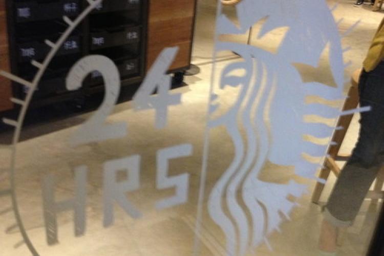 Fast Food Watch: First Look at the New 24-Hour Starbucks in Tai Koo Li South