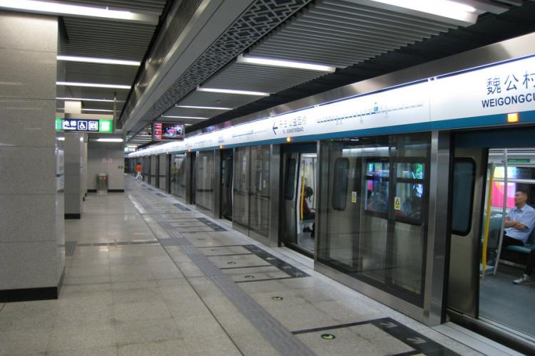 First Zombies, Now Baijiu: Beijing Subway Limits Amount of Alcohol, Lighters Passengers May Carry