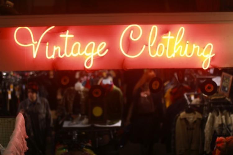 Community Matters: Fashion Your Week With Dada&#039;s Vintage Market &amp; 3D Printing Roundtable