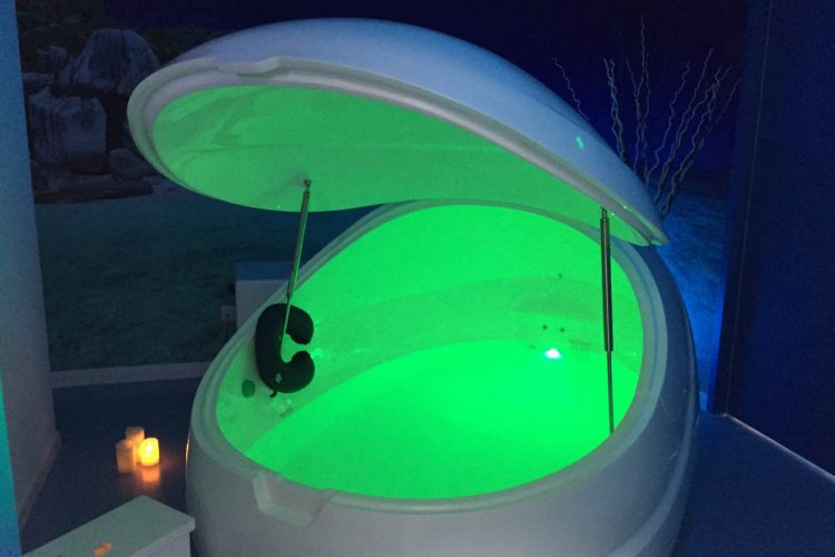 Let Your Body Help Your Mind Drift Off at Awa&#039;s New Dead Sea Floating Therapy