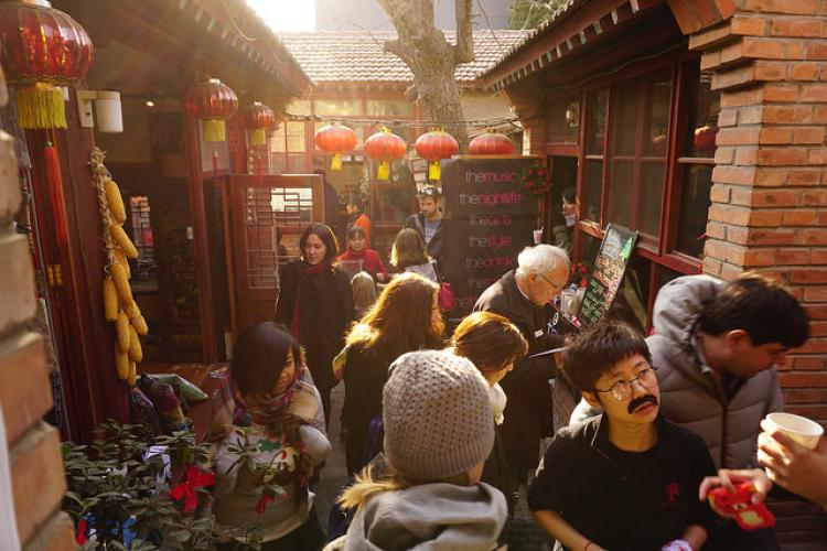 Mulled Wine and Last Minute Shopping at The Hutong Winter Fayre, Dec 12