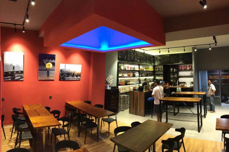 Booze News: Camera Stylo and Café de la Poste Revamps, Italian Wine Pop-Up, Mikkeller Tap Takeover Booze News: Camera Stylo and Café de la Poste Revamps, Italian Wine Pop-Up, Mikkeller Tap Takeover