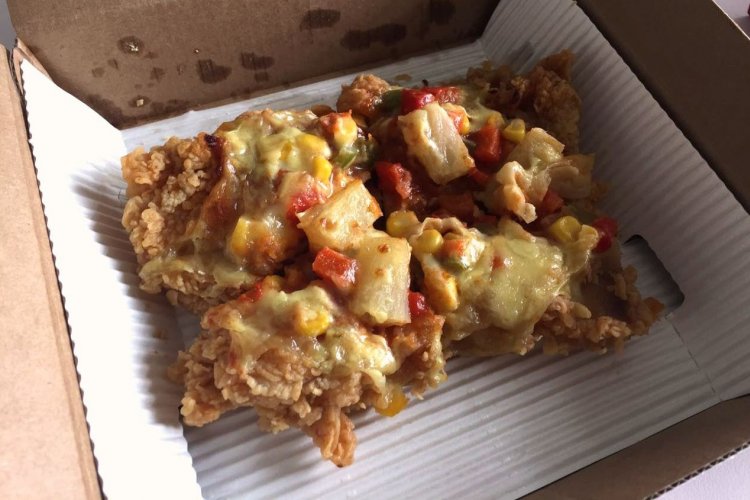 KFC Goes Full Prosaic With Their New Chicken Pizza à la Chizza