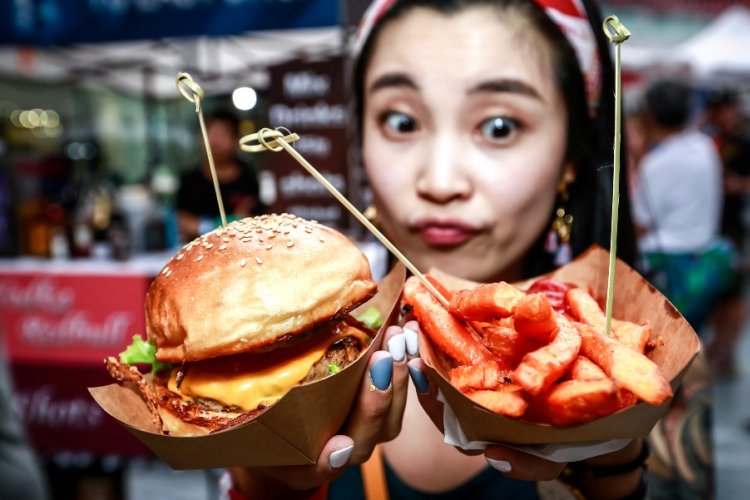 Early Bird Tickets (Complete With Sweet Swag) Now on Sale for 7th Beijing Burger Festival!
