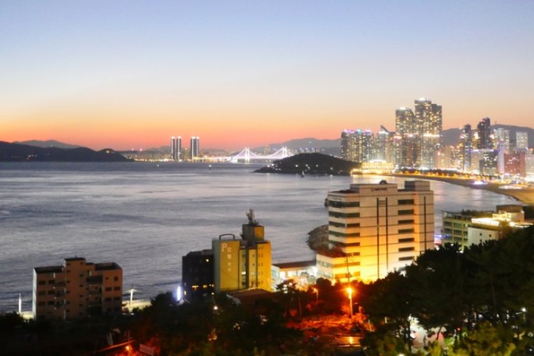 Busan: Nature, Markets, and Incessant Eating Make for a Fine Weekend Escape