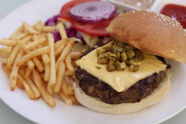 Burger Brief: Rumi&#039;s Cheese Burger