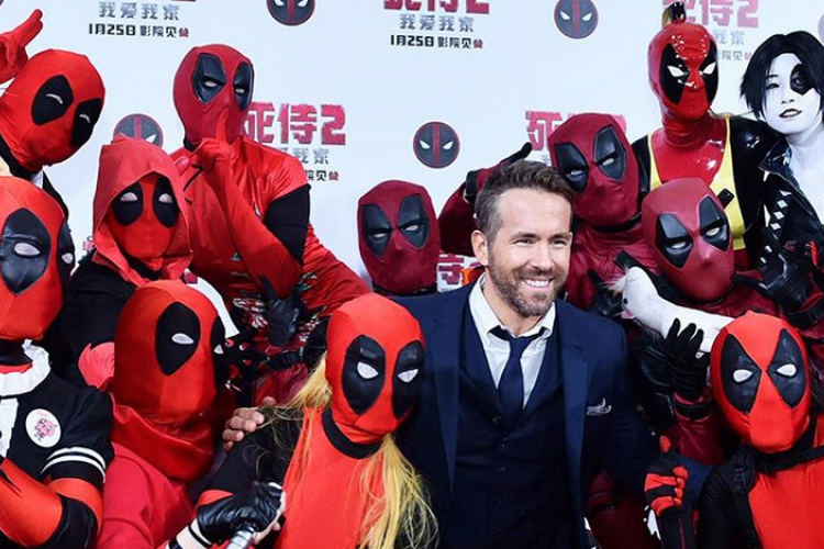 Ryan Reynolds Spotted in Beijing Ahead of the Release of Deadpool&#039;s Censored Escapades