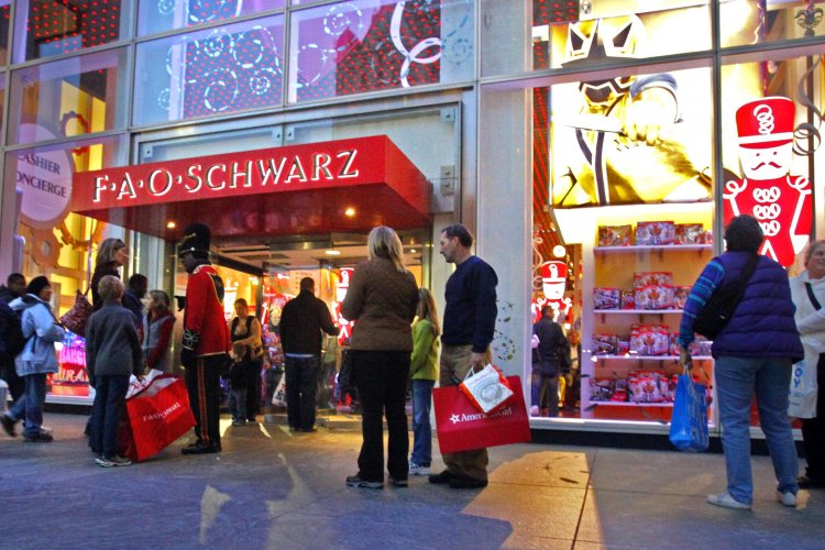 Iconic &quot;Giant Piano From &#039;Big&#039;&quot; Toy Store FAO Schwarz Opens in Beijing on May 25