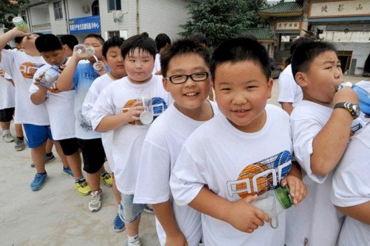 Trending in Beijing: Celebs Ranked by Social Responsibility, Beijingers Are Getting Fat, and More