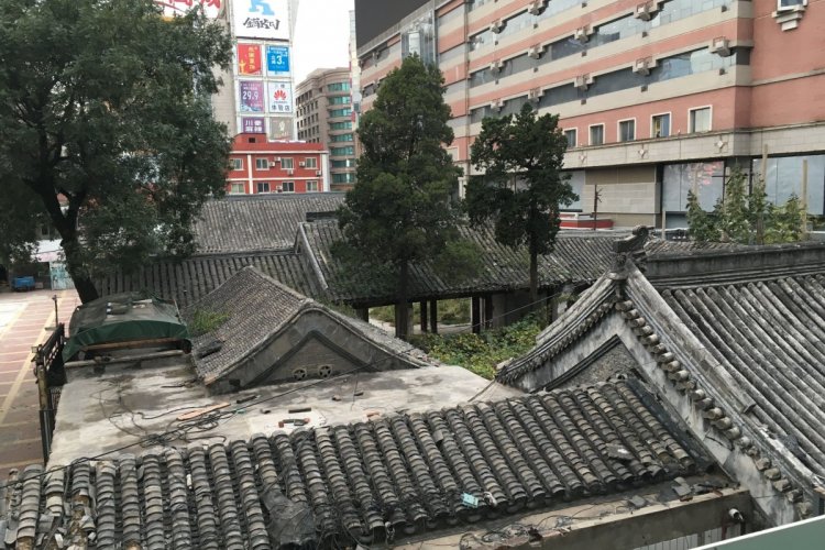 The Ghost of Stone Tiger Hutong: A Beijing Halloween Tale