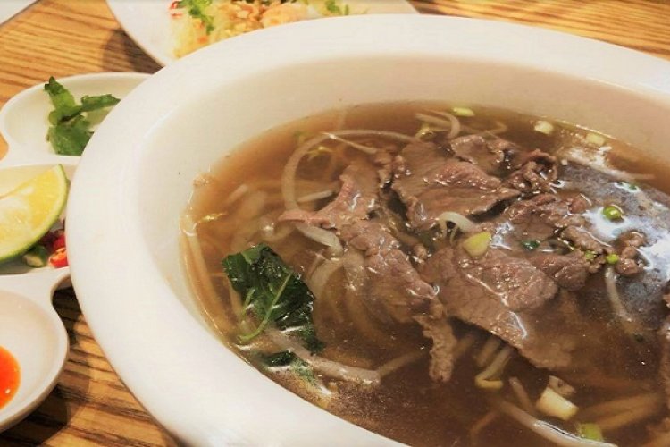 Vietnamese Pho With a Taiwanese Twist at Pho Fun, East Third Ring Road