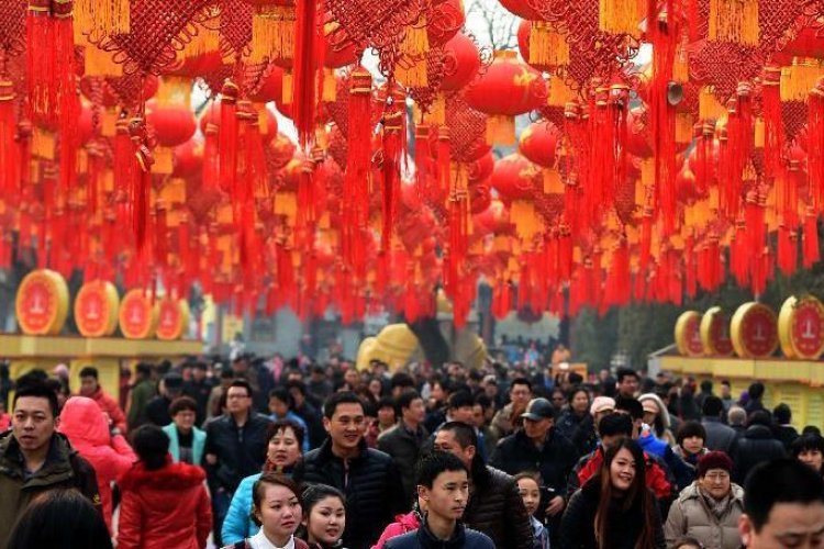 Temple Fairs: The History Behind Spring Festival&#039;s Most Crowded Tradition