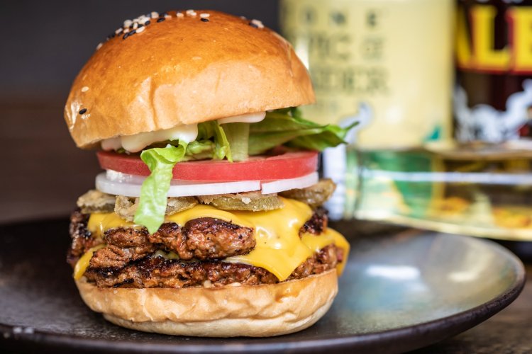 Tequila-Dowsed and Stacked, Q Mex Fight to Win Back Their Burger Cup Crown