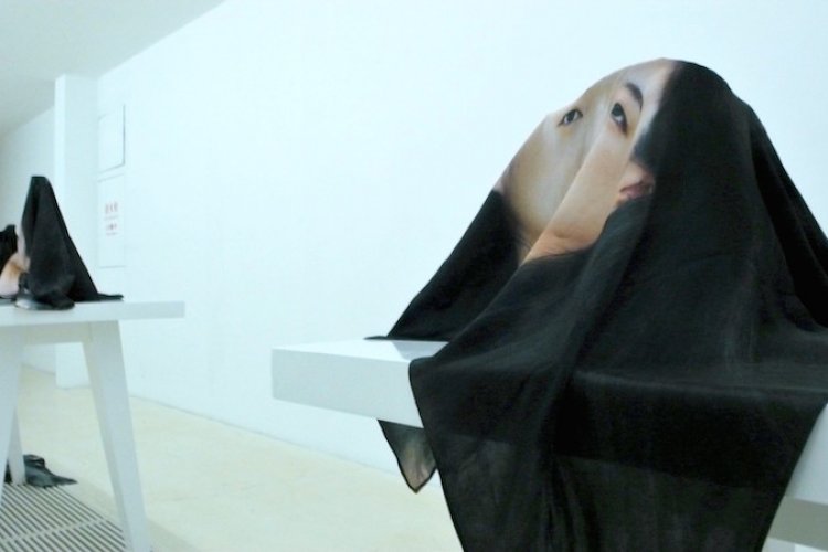State of the Arts: Weiyi Li’s Show at Hive Center “More a Selfie Than a Personal Statement”