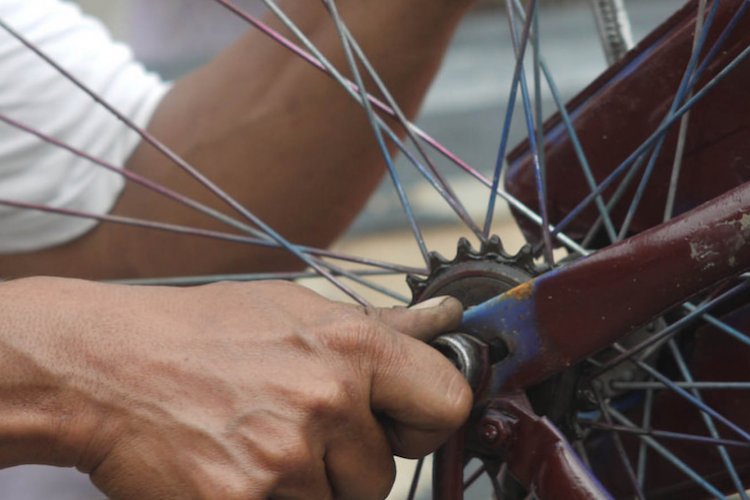Mandarin Month: How to Get Your Bike Fixed