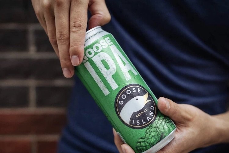 Goose Island IPA, Magic from 49° North: Take a Sip and Discover its Secret! 