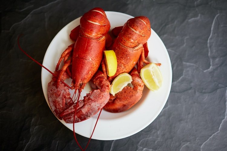DP EAT: Side Street opens Liangmaqiao Takeaway Branch, Lobster Mania at Nuo, All-You-Can-Eat Japanese
