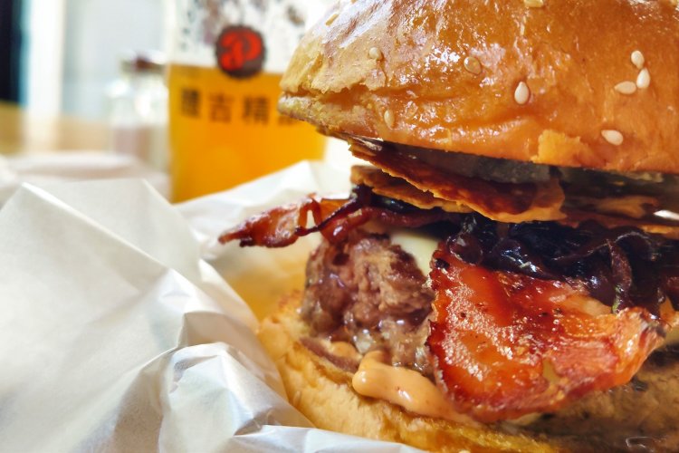 Out With the Stale, in With the Fresh: It&#039;s Been a Crazy Year for Burgers in Beijing