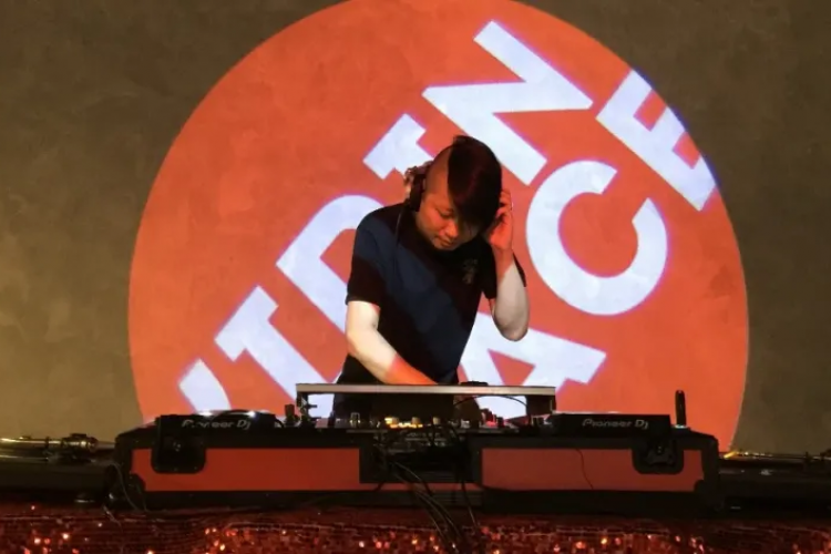Beijing Beats: Dance the Holiday Away as These DJs’ Sick Tunes