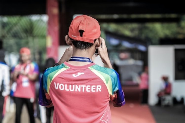 Make the Most of Summer Break by Volunteering for a Good Cause