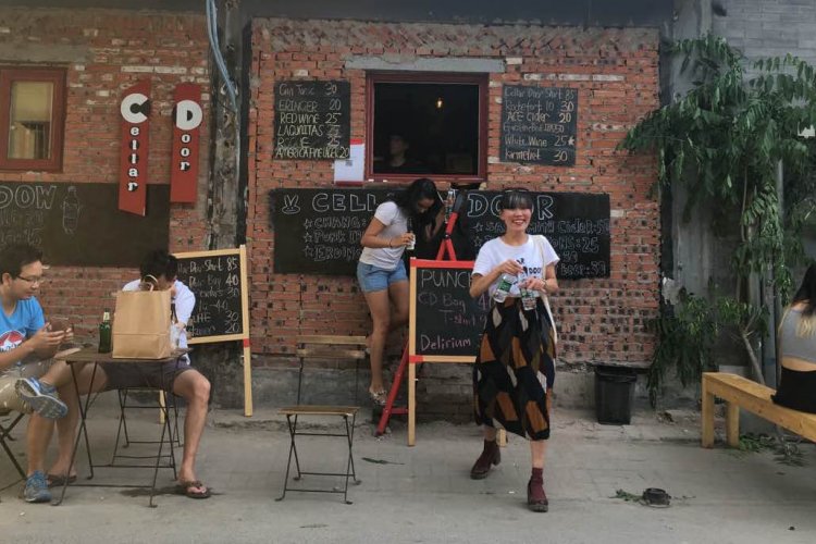 "Keep It Alive and Find a Way" The Creative Entrepreneurs Defying Beijing&#039;s Street Business Crackdown 
