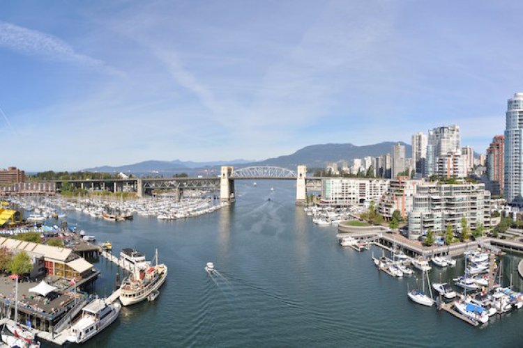 Vancouver: Urban Sophistication and Untamed Nature on Your Doorstep