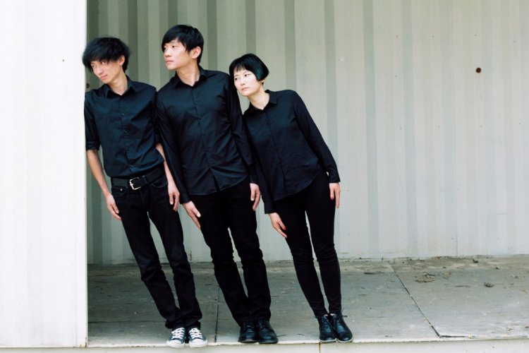Re-TROS Frontman Talks Jittery Performance Style Ahead of Synth Rockers May 1 Strawberry Fest Set