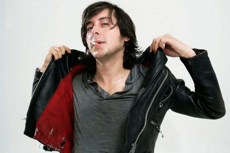 Carl Barât Talks Controversy, Writers Block and The Libertines ahead of May 8 Gig 