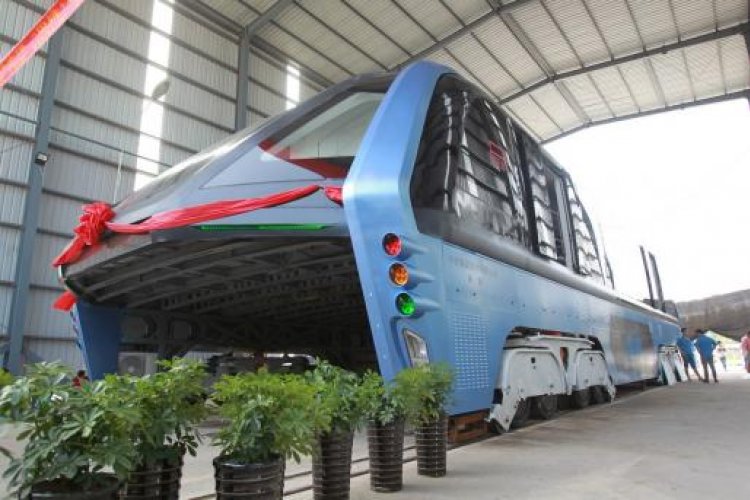 China&#039;s Elusive Elevated Bus Accused of Being Not Only Phony, But Also Fraudulent 